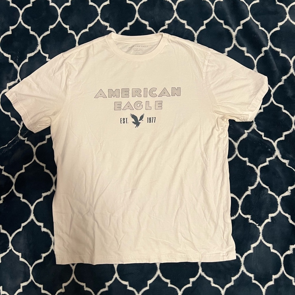 American Eagle T-shirt